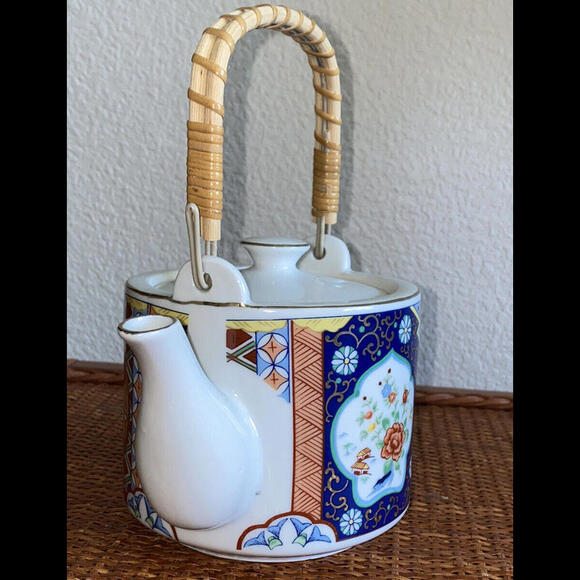Miyako Imari Ware Teapot Gold Trim Handcrafted Porcelain Japan Bamboo Handle - Picture 4 of 12